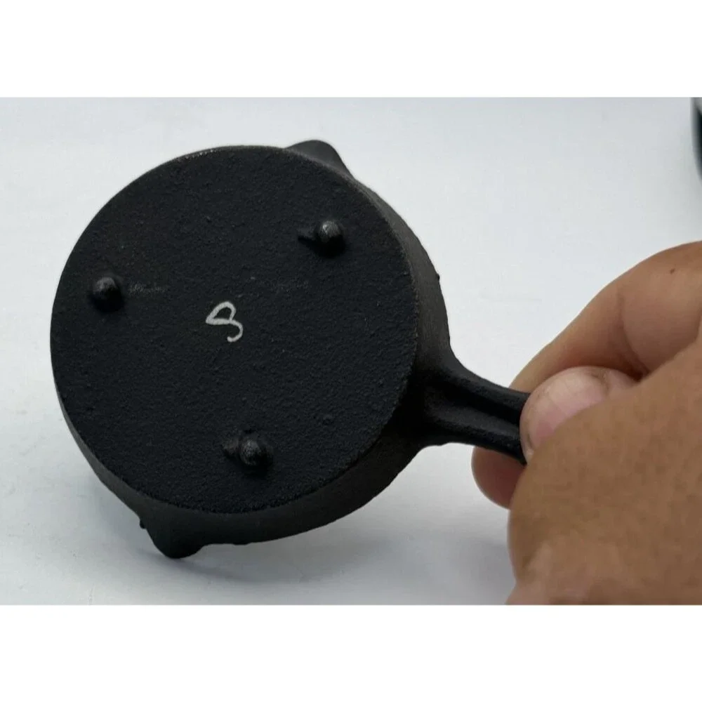 ✨ Vintage Mini Cast Iron Pan Skillet 